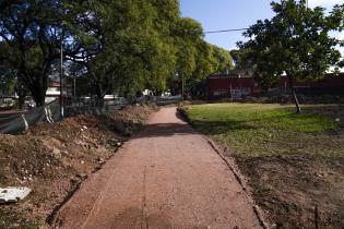 Ejecución de obra de pista de Pumptrack en Parque Batlle Ejecución de obra de pista de Pumptrack en Parque Batlle