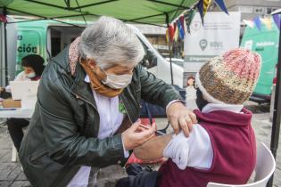 Día Internacional de Acción por la Salud de las Mujeres en la explanada de la Intendencia