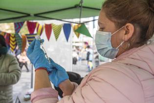 Día Internacional de Acción por la Salud de las Mujeres en la explanada de la Intendencia