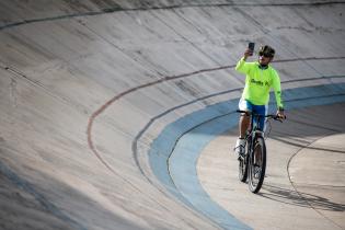 Celebración del Día Mundial de la Bicicleta en el Velódromo Municipal de Montevideo