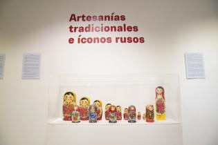 Inauguración de exposición de objetos de artesanía tradicional rusa e íconos ortodoxos en el MuHAr Inauguración de exposición de objetos de artesanía tradicional rusa e íconos ortodoxos en el MuHAr