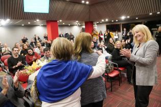 Entrega de diplomas ProCes a funcionarias y funcionarios de la Intendencia de Montevideo Entrega de diplomas ProCes a funcionarias y funcionarios de la Intendencia de Montevideo