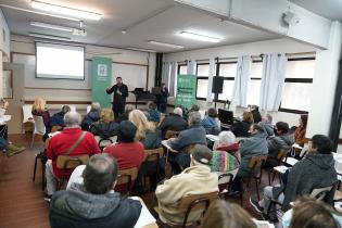 Reunión de lanzamiento de la nueva estrategia de limpieza con vecinas y vecinos del Euskalerria 70 Reunión de lanzamiento de la nueva estrategia de limpieza con vecinas y vecinos del Euskalerria 70
