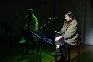 Tertulia literaria de ganadoras y ganadores de la categoría literatura de Movida Joven 2020-2021 Tertulia literaria de ganadoras y ganadores de la categoría literatura de Movida Joven 2020-2021