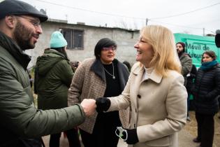 Lanzamiento de policlínica odontológica móvil en el Complejo Verdisol Lanzamiento de policlínica odontológica móvil en el Complejo Verdisol
