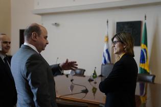 Visita del embajador de Brasil a la intendenta Carolina Cosse Visita del embajador de Brasil a la intendenta Carolina Cosse