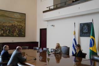 Visita del embajador de Brasil a la intendenta Carolina Cosse Visita del embajador de Brasil a la intendenta Carolina Cosse