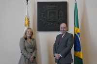 Visita del embajador de Brasil a la intendenta Carolina Cosse