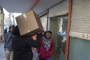 Primera entrega de abrigos de la campaña del abrigo