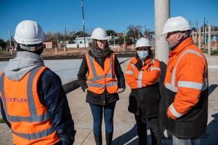 Avance de obras de saneamiento en plaza Azotea de Lima Avance de obras de saneamiento en plaza Azotea de Lima