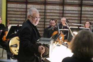 Concierto de la Orquesta Filarmónica de Montevideo en el complejo Euskal Erría 70 