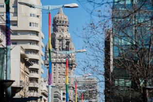 Intervención en Av.18 de julio en el marco del Mes de la Diversidad