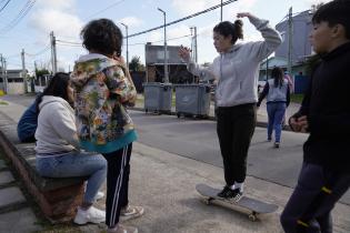 Escuela de skate en el centro juvenil La tortuga Cuadrada en el marco del Plan ABC + Deporte y Cultura Escuela de skate en el centro juvenil La tortuga Cuadrada en el marco del Plan ABC + Deporte y Cultura