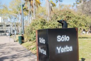 Punto de reciclaje de yerba en el parque Villa Dolores