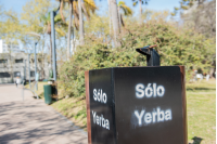 Punto de reciclaje de yerba en el parque Villa Dolores