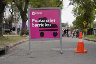 Peatonal barrial en el barrio Municipal