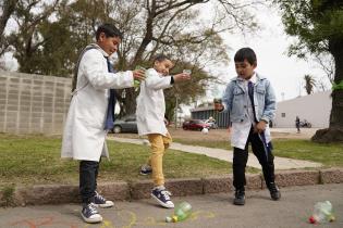 Peatonal barrial en el barrio Municipal