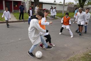 Peatonal barrial en el barrio Municipal