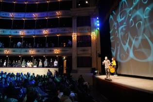 Lanzamiento de la plataforma cultural Voy en el Teatro Solis