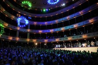 Lanzamiento de la plataforma cultural Voy en el Teatro Solis