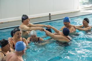 Clase de hidrogimnasia para personas mayores en el Club Tabaré Clase de hidrogimnasia para personas mayores en el Club Tabaré, 05 de octubre de 2022
