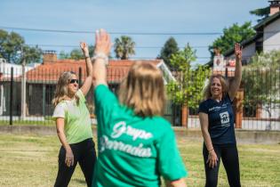 Clase de gimnasia para personas mayores en el Espacio Barradas, 5 de octubre de 2022