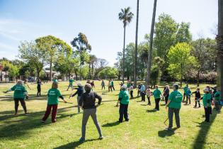 Clase de gimnasia para personas mayores en el Espacio Barradas, 5 de octubre de 2022