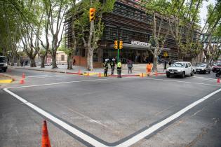 Inauguración de semáforo en la intersección de las calles Larravide y José Antonio Cabrera