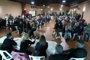 Ppresentación de obras "Montevideo se adelanta" en la cooperativa 3 de abril Ppresentación de obras "Montevideo se adelanta" en la cooperativa 3 de abril