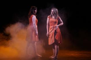 Jornada de danza de Movida Joven en el teatro El Tinglado Jornada de danza de Movida Joven en el teatro El Tinglado