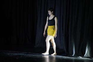 Jornada de danza de Movida Joven en el teatro El Tinglado Jornada de danza de Movida Joven en el teatro El Tinglado