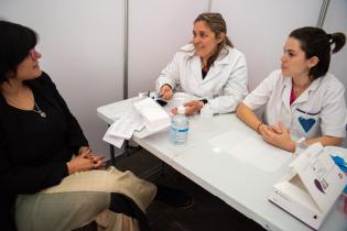 Jornada de testeo gratuito de sífilis en la explanda de la Intendencia de Montevideo Jornada de testeo gratuito de sífilis en la explanda de la Intendencia de Montevideo , 18 de octubre de 2022