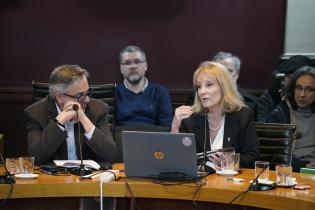 Reunión de la intendenta Carolina Cosse con el CDC de la UDELAR 