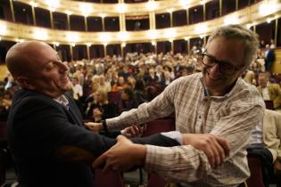 Encuentro hacia los 300 años de Montevideo en el teatro Solís