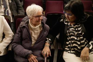 Encuentro hacia los 300 años de Montevideo en el teatro Solís