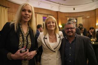 Encuentro hacia los 300 años de Montevideo en el teatro Solís Encuentro hacia los 300 años de Montevideo en el teatro Solís
