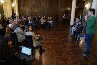 Mesa de trabajo "Montevideo y la creación: ciencia, cultura e innovación"