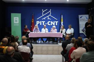 Firma de convenio con Udelar y Untmra para estudio de usos de aluminio de luminarias sustituida Firma de convenio con Udelar y Untmra para estudio de usos de aluminio de luminarias sustituida