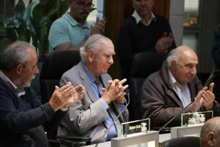 Homenaje a Miguel Aguirre Bayley en la Junta Departamental de Montevideo