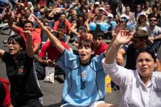 Partido de Uruguay - Ghana en la explanada de la Intendencia de Montevideo, 02 de diciembre de 2022