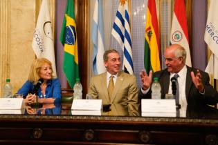 Firma de cesión de contrato con PARLASUR Firma de cesión de contrato con PARLASUR , 05 de diciembre de 2022