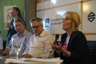 Firma de convenio entre la Intendencia de Montevideo y la Universidad de la República en el PTI del Cerro Firma de convenio entre la Intendencia de Montevideo y la Universidad de la República en el PTI del Cerro