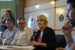 Firma de convenio entre la Intendencia de Montevideo y la Universidad de la República en el PTI del Cerro Firma de convenio entre la Intendencia de Montevideo y la Universidad de la República en el PTI del Cerro