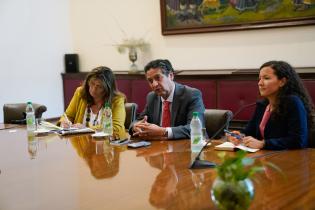 Reunión de la Intendenta Carolina Cosse con el director regional para América del Sur de la OIM, Marcelo Pisani