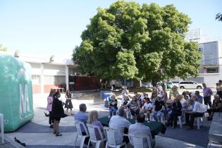 Firma de convenio de cooperación con la Comisión Pro Fomento de la zona del Parque Batlle y Ordoñez Firma de convenio de cooperación con la Comisión Pro Fomento de la zona del Parque Batlle y Ordoñez