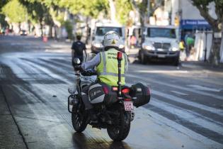 Operativo de limpieza en feria vía blanca de Reyes en la Avenida 8 de Octubre