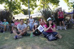 Partido inaugural del Torneo Jr. NBA en el Espacio Ramón Cáceres 