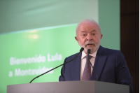  Entrega del sello Montevideo Más Verde al presidente de Brasil, Luiz Inácio Lula da Silva