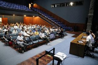 Presentación a concejos vecinales de proyectos de alumbrado en el marco del programa Montevideo se Adelanta