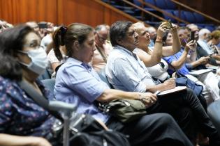 Presentación a concejos vecinales de proyectos de alumbrado en el marco del programa Montevideo se Adelanta